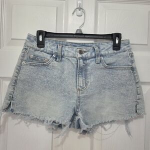 No Boundaries High Rise Raw Hem Distressed Denim Jean Shorts Size 6 Boho Summer
